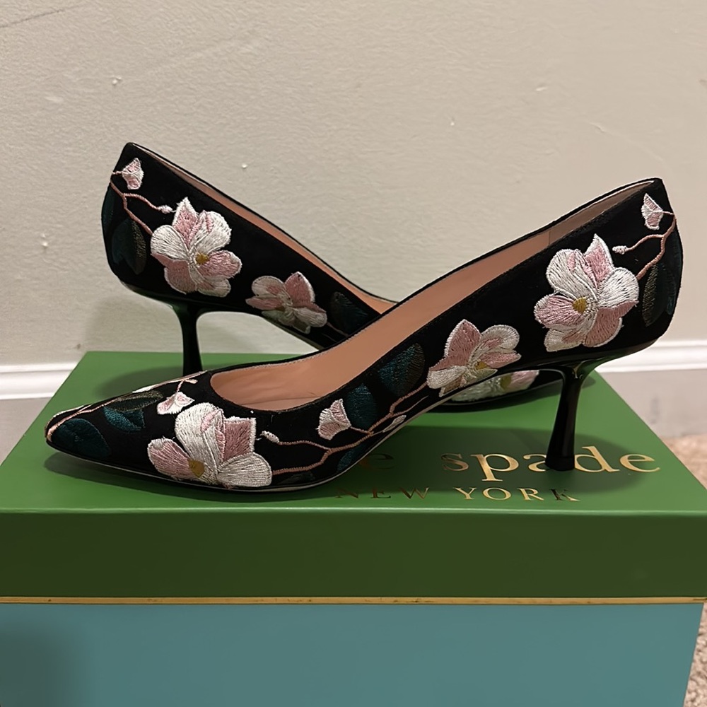 Stunning Kate spade Lynne floral embroidered heels - Picture 1 of 8